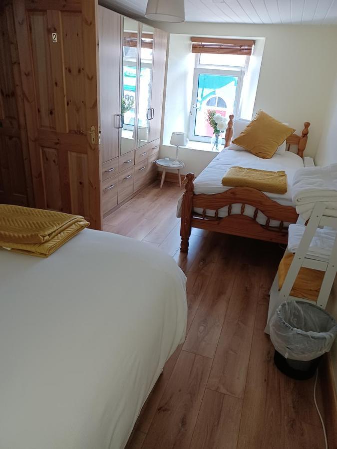 Kents Guesthouse Accommodation Kilmacthomas 외부 사진