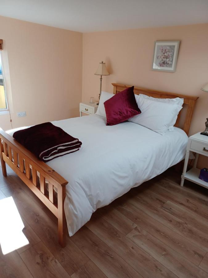 Kents Guesthouse Accommodation Kilmacthomas 외부 사진